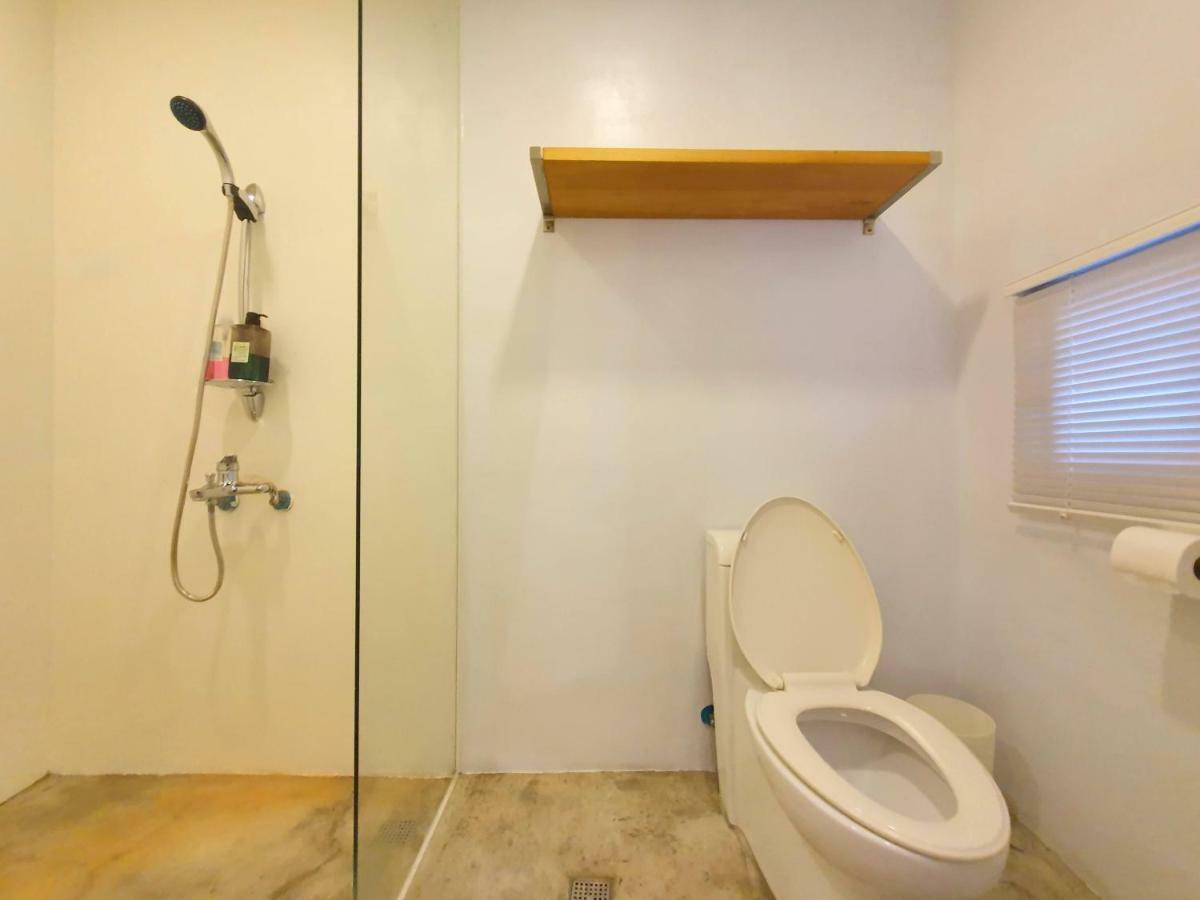 Honey House Tainan Bed & Breakfast ภายนอก รูปภาพ