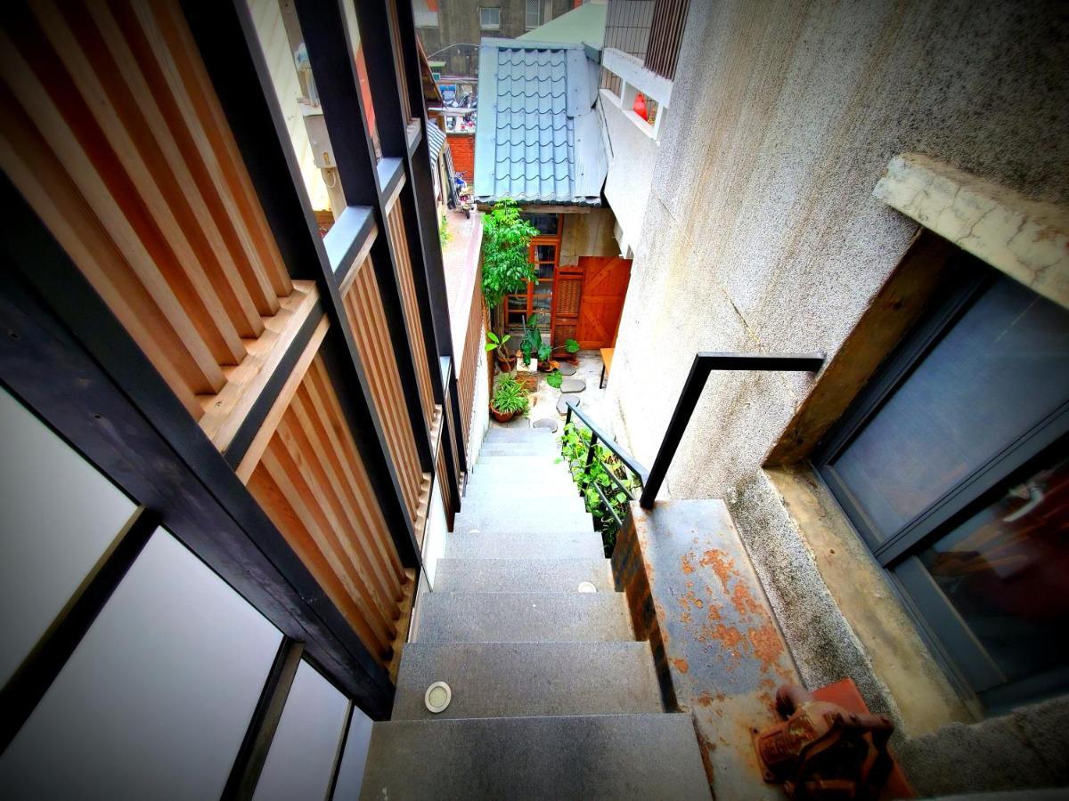 Honey House Tainan Bed & Breakfast ภายนอก รูปภาพ